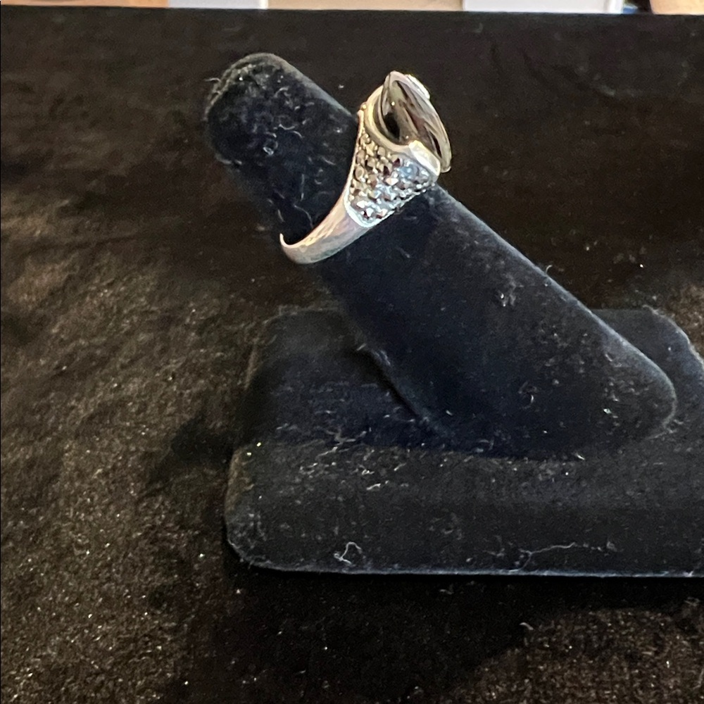 Unique Onyx Ring - image 2